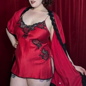 Vintage Victoria's Secret 100% silk robe and chemise with floral lace cutouts